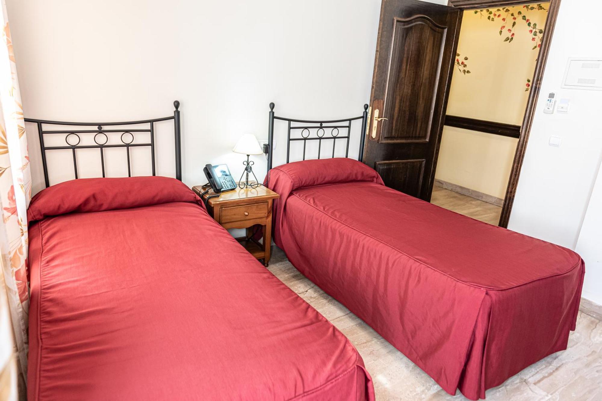 Hotel Las Rosas Priego de Córdoba Eksteriør bilde