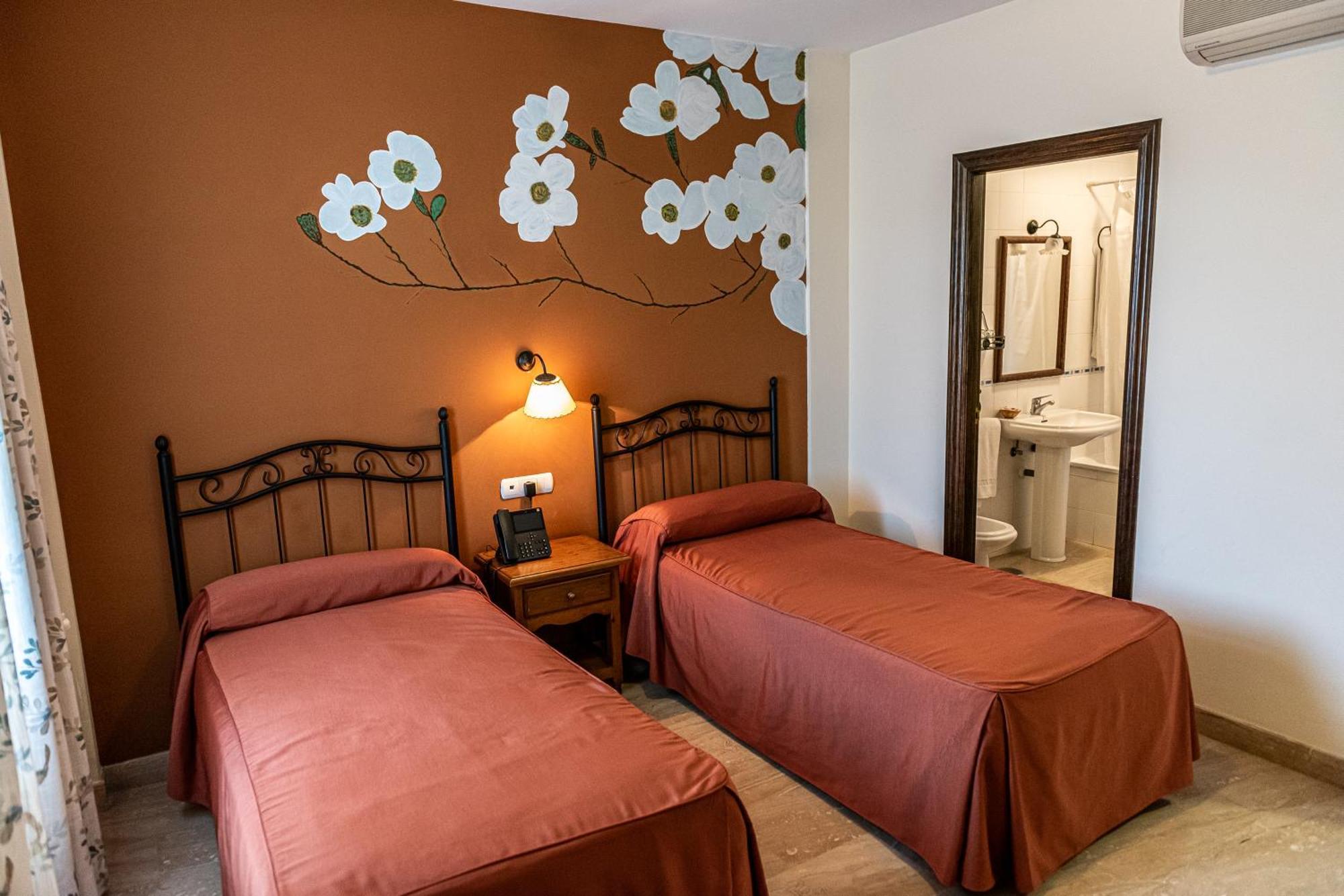 Hotel Las Rosas Priego de Córdoba Eksteriør bilde